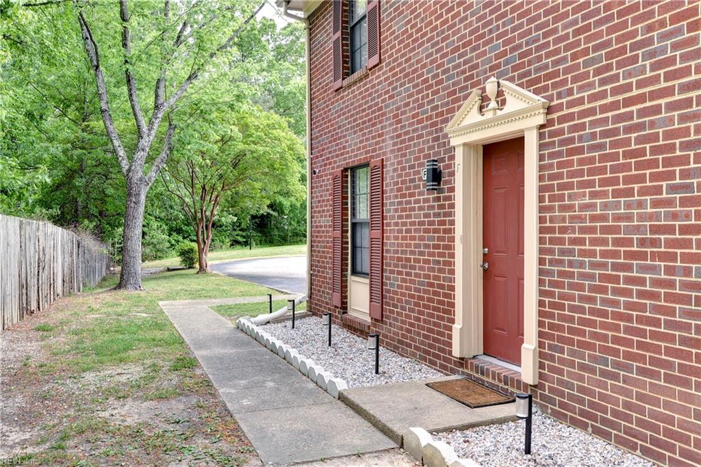 363 Deputy Lane Newport News VA 23601