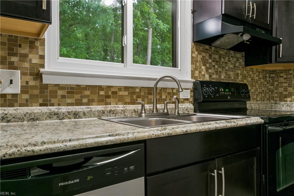 1432 Granada Court Newport News VA 23608