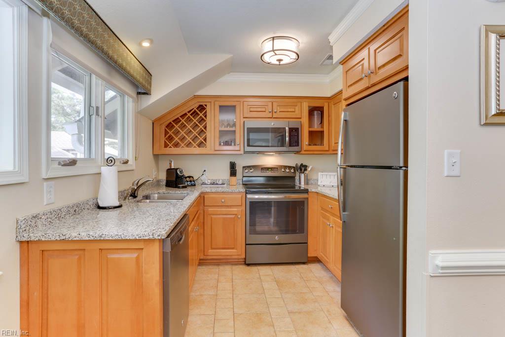 215 Padgetts Ordinary Williamsburg VA 23185