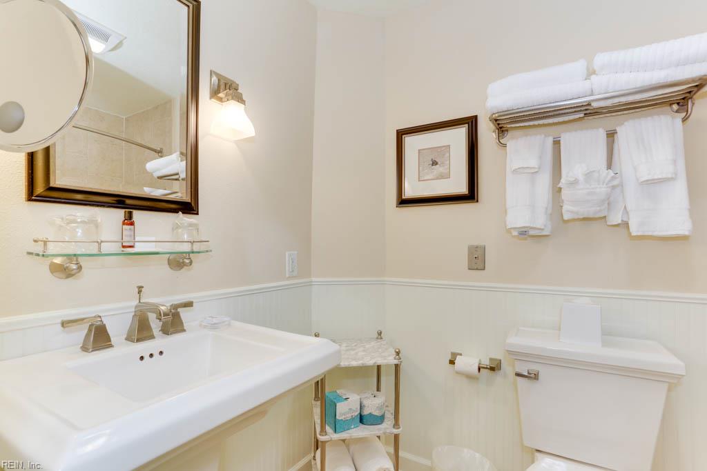 215 Padgetts Ordinary Williamsburg VA 23185