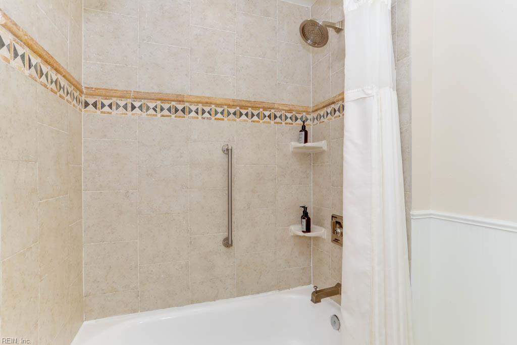 215 Padgetts Ordinary Williamsburg VA 23185