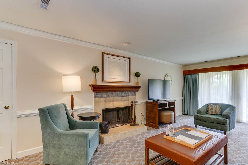 215 Padgetts Ordinary Williamsburg VA 23185