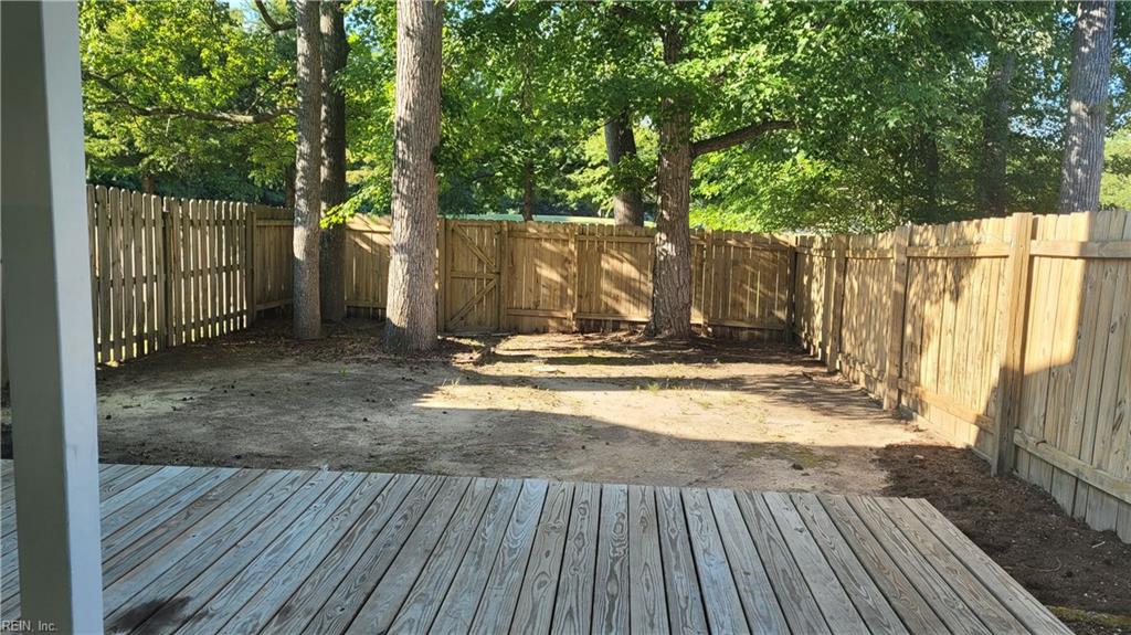 115 Heather Way Yorktown VA 23693
