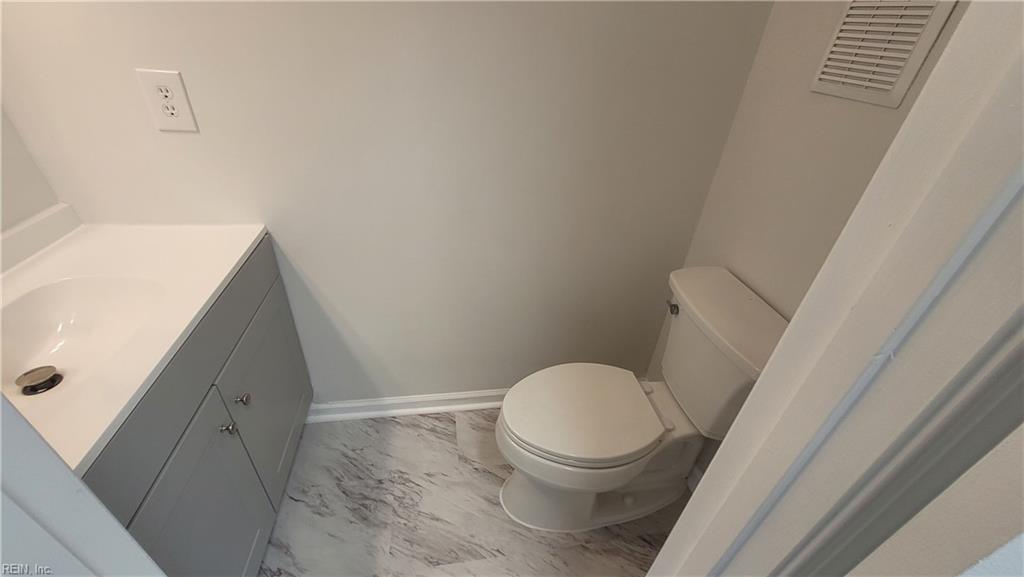 115 Heather Way Yorktown VA 23693