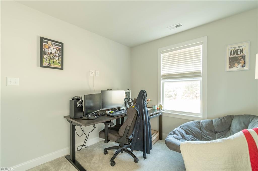 2017 Stanford Lane Newport News VA 23608