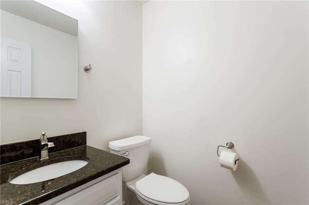 216 Timberline Loop Yorktown VA 23692