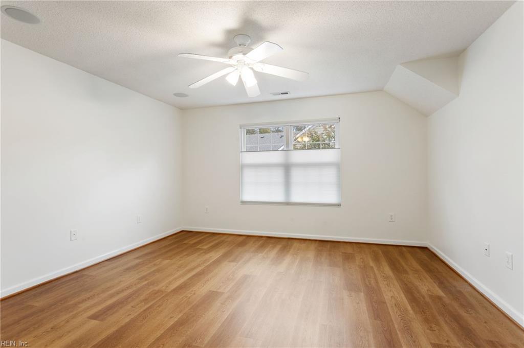 216 Timberline Loop Yorktown VA 23692