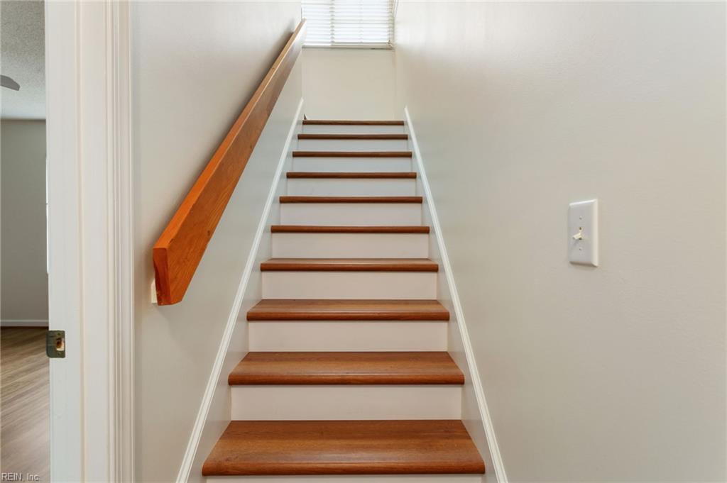 216 Timberline Loop Yorktown VA 23692