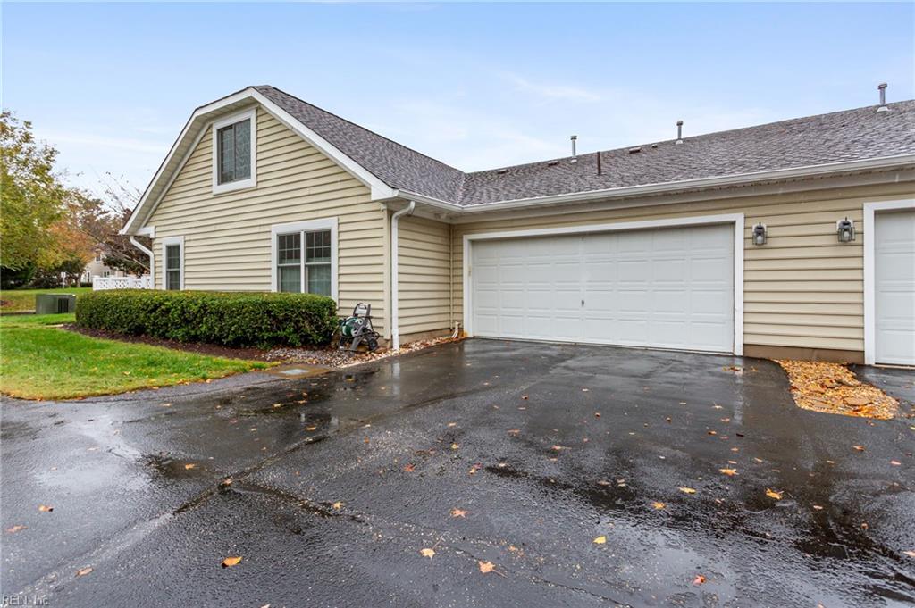 216 Timberline Loop Yorktown VA 23692