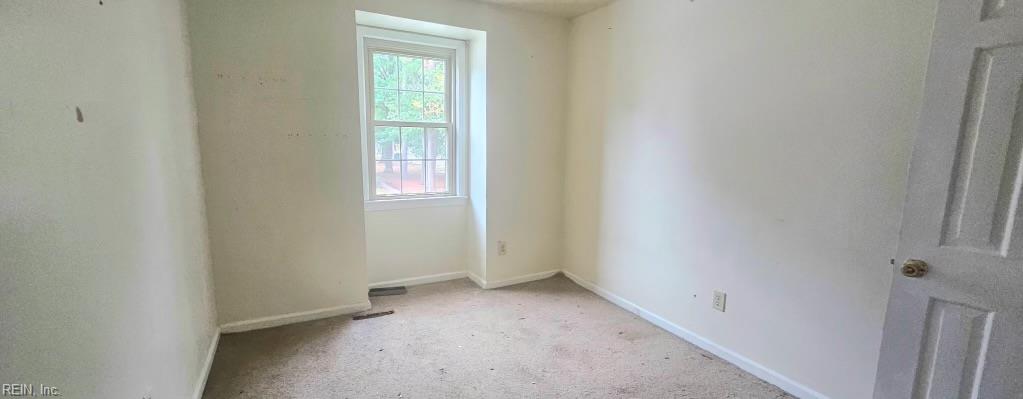 395 Circuit Lane Newport News VA 23608