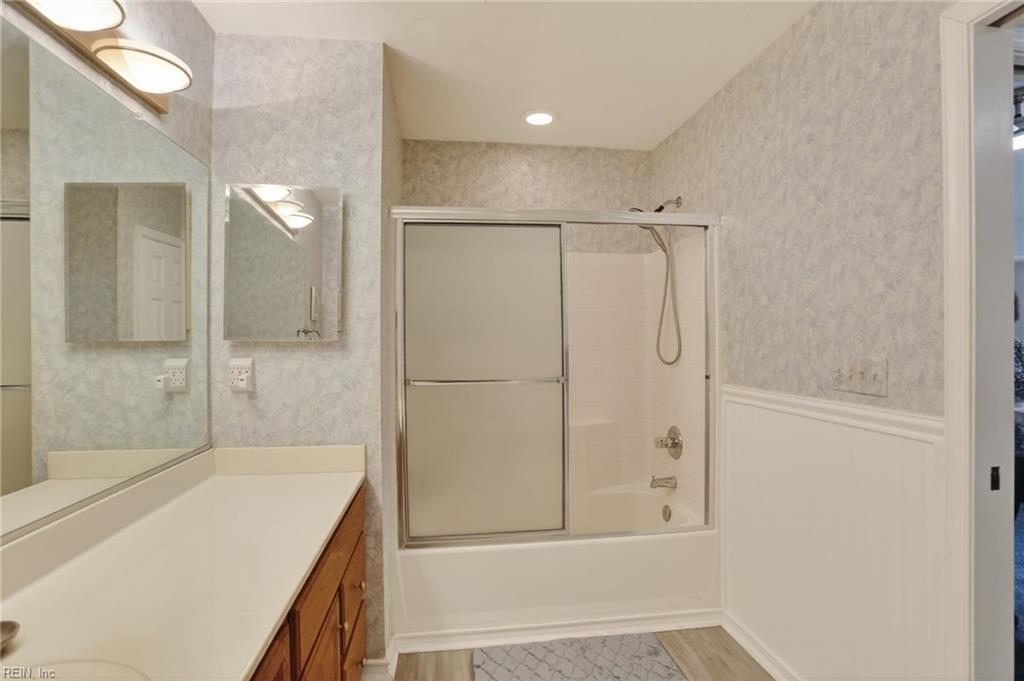 902 Shoreline Point Newport News VA 23602