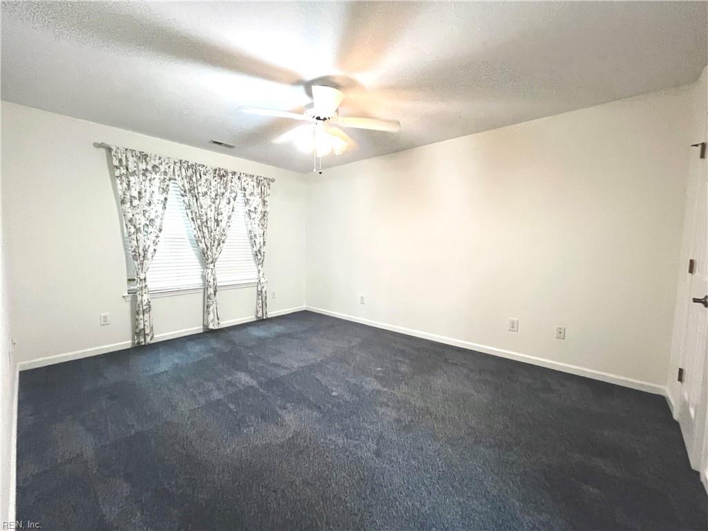 902 Shoreline Point Newport News VA 23602