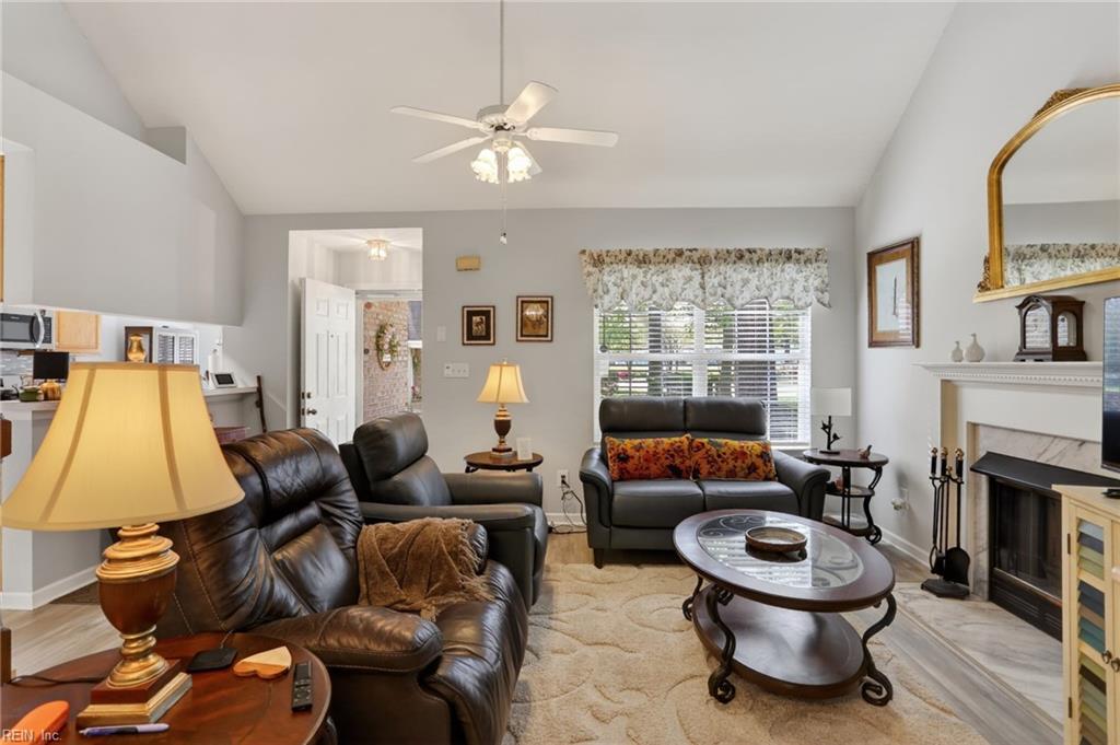 902 Shoreline Point Newport News VA 23602
