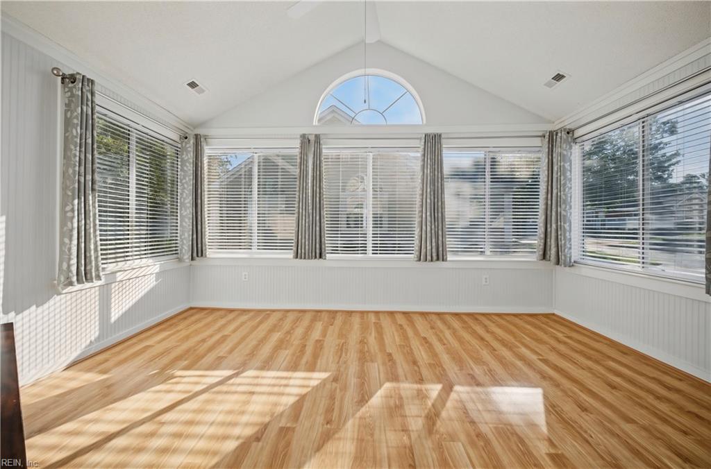 308 Timberline Loop Yorktown VA 23692