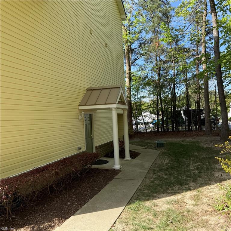 828 Skelton Way Newport News VA 23608