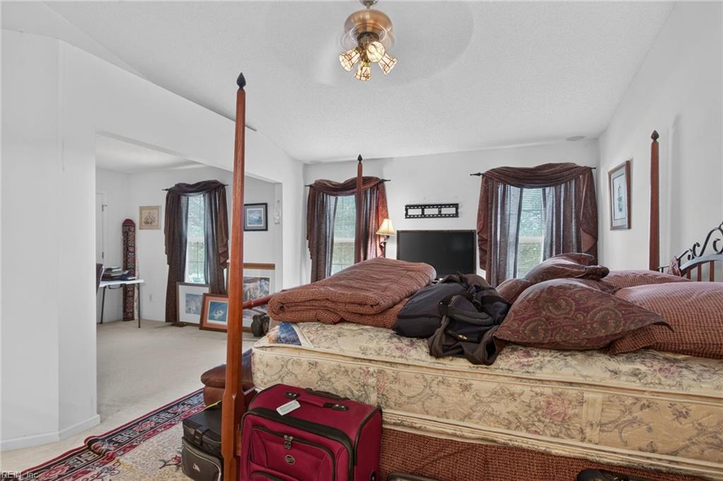 800 Oak Springs Court Newport News VA 23602