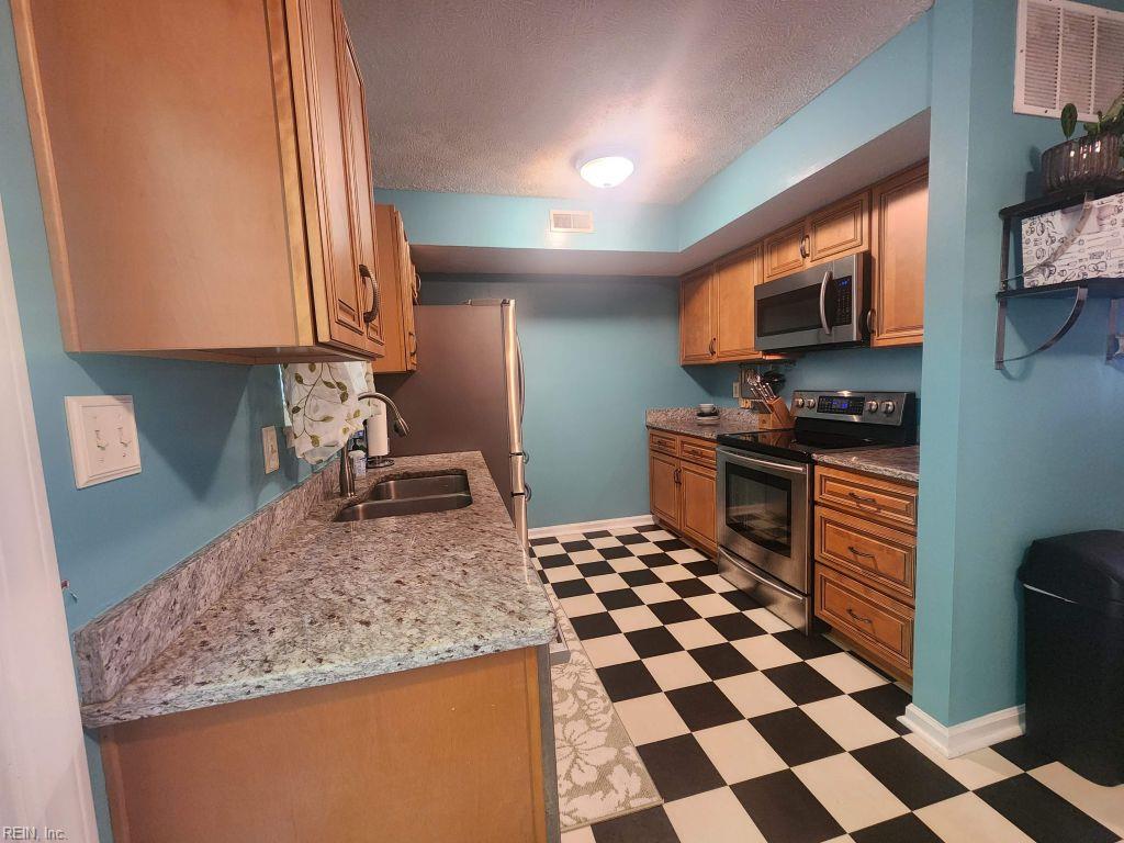 42 Otsego Drive Newport News VA 23602