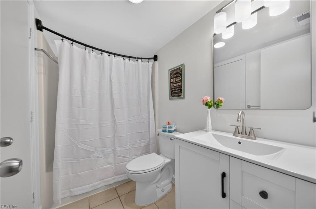 575 Ayrshire Way Newport News VA 23602