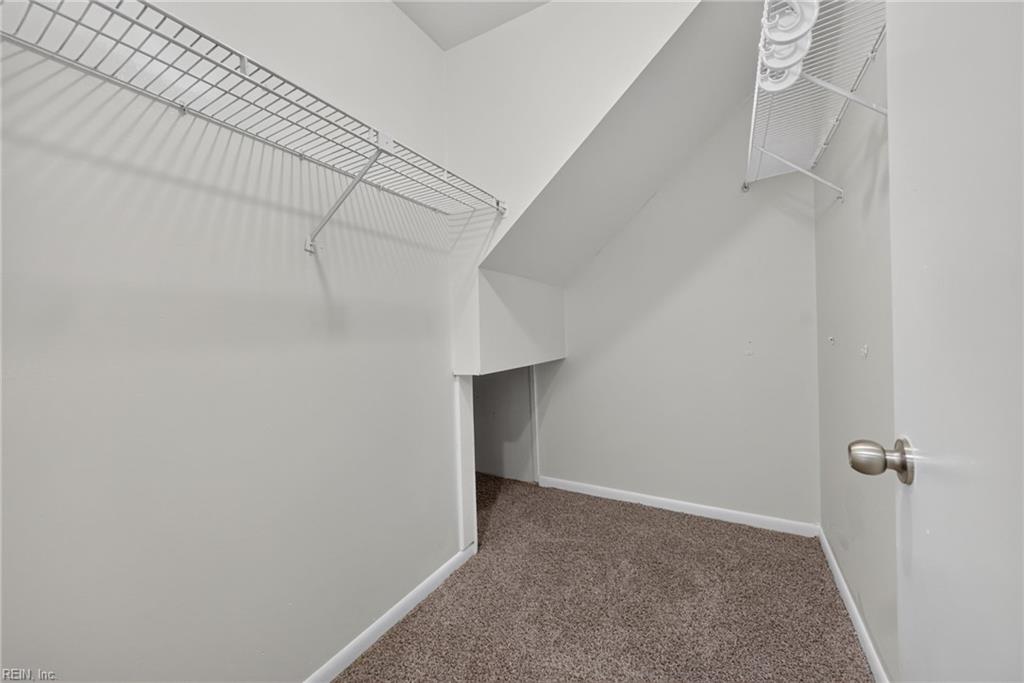 575 Ayrshire Way Newport News VA 23602