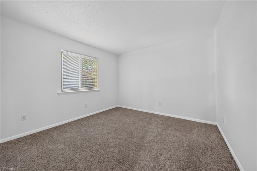 575 Ayrshire Way Newport News VA 23602