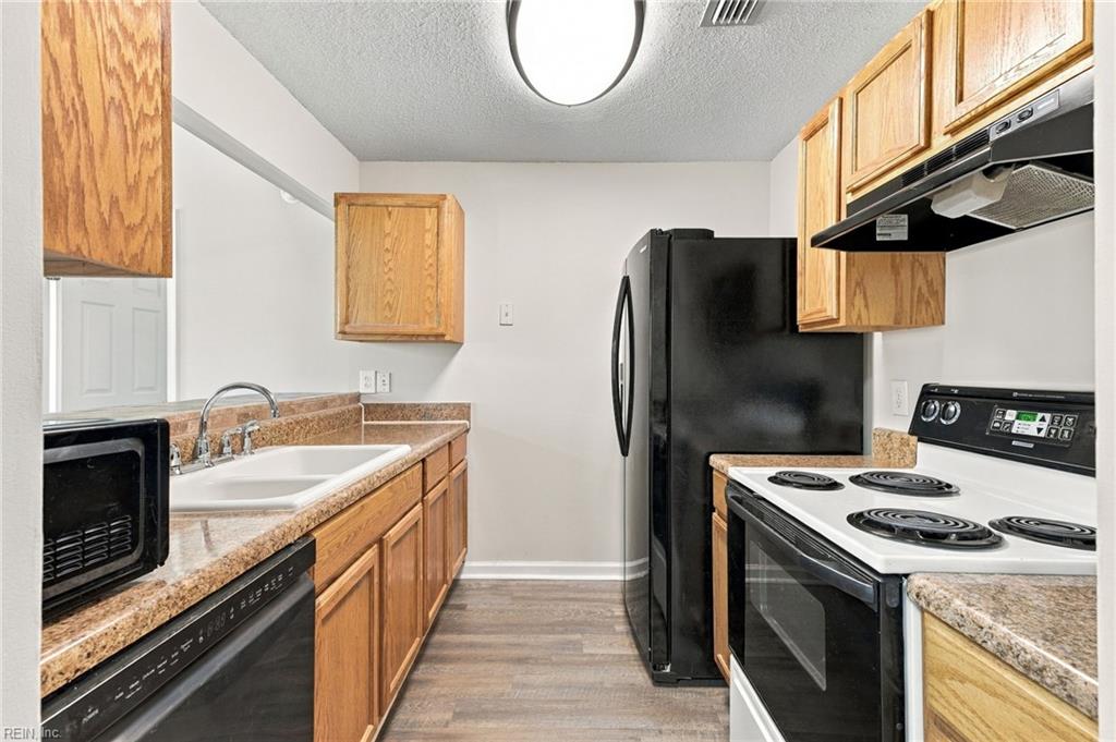 202 Quarter Trail Newport News VA 23608