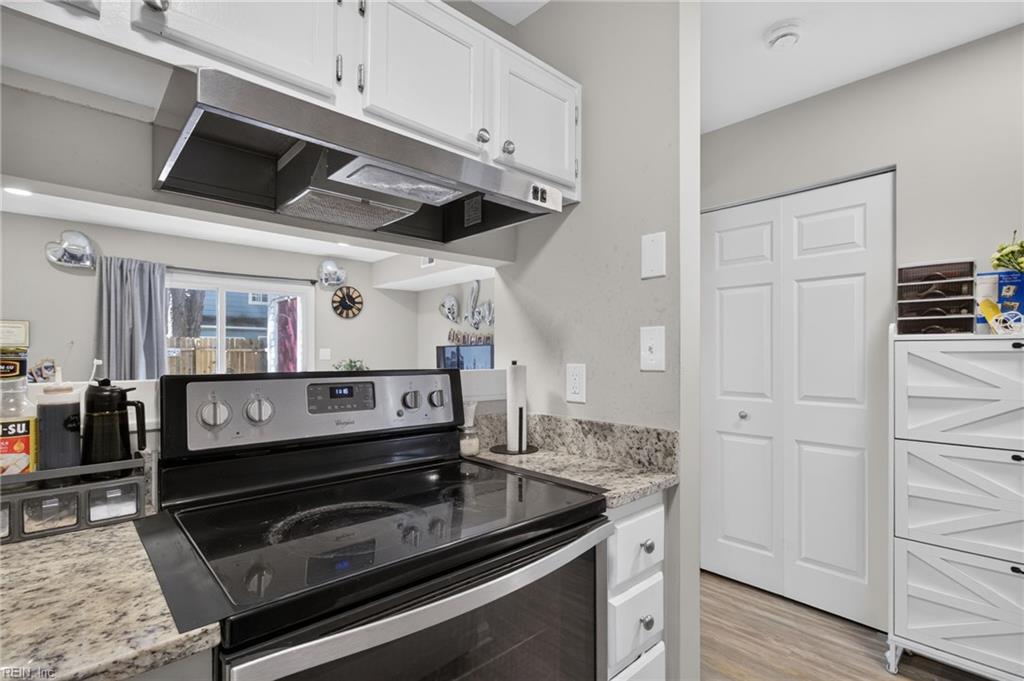12757 Woodside Lane Newport News VA 23602