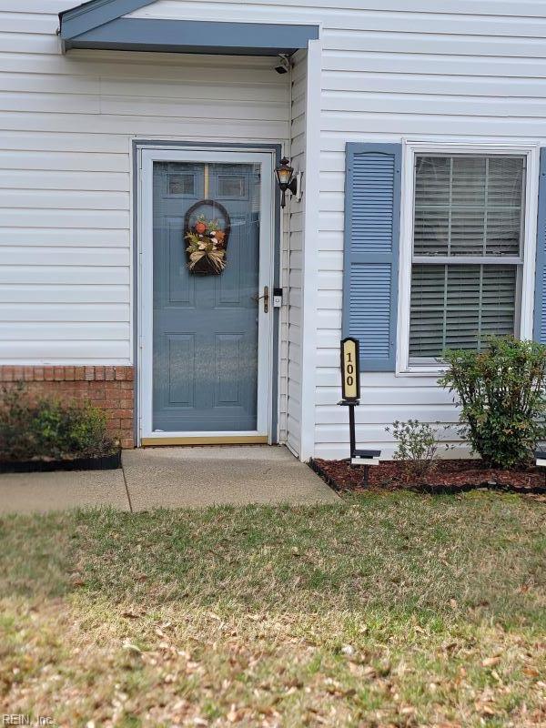 100 Crescent Court Yorktown VA 23693