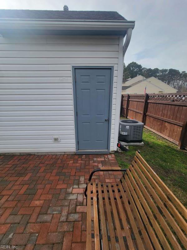 100 Crescent Court Yorktown VA 23693