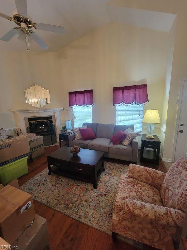 100 Crescent Court Yorktown VA 23693