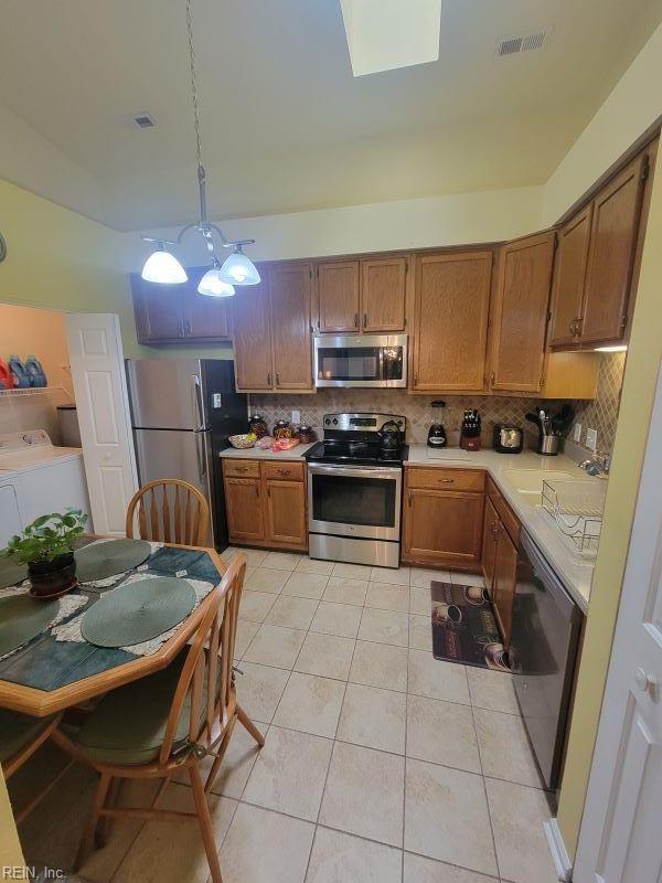 100 Crescent Court Yorktown VA 23693