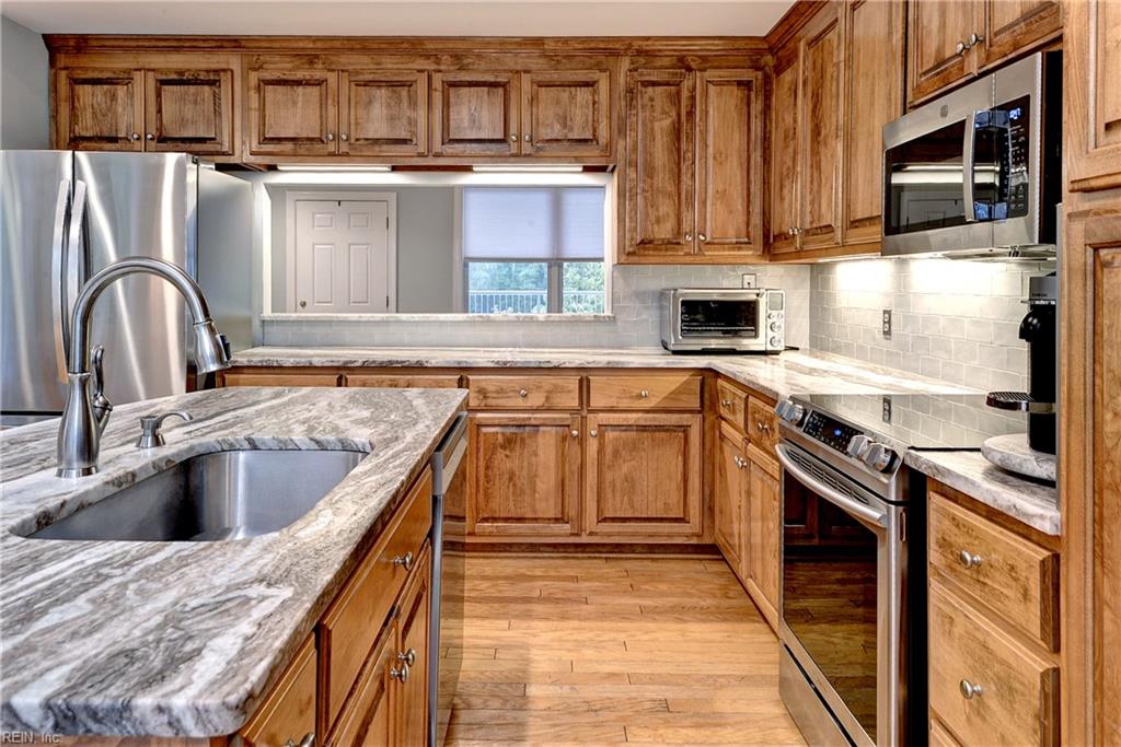 2209 William Styron Square S Newport News VA 23606