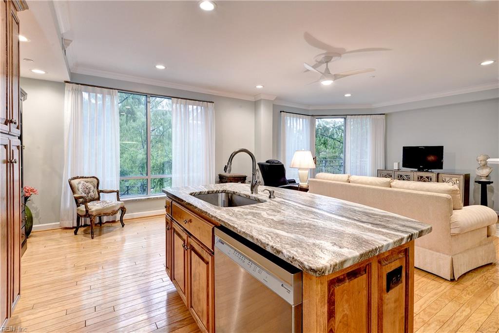2209 William Styron Square S Newport News VA 23606