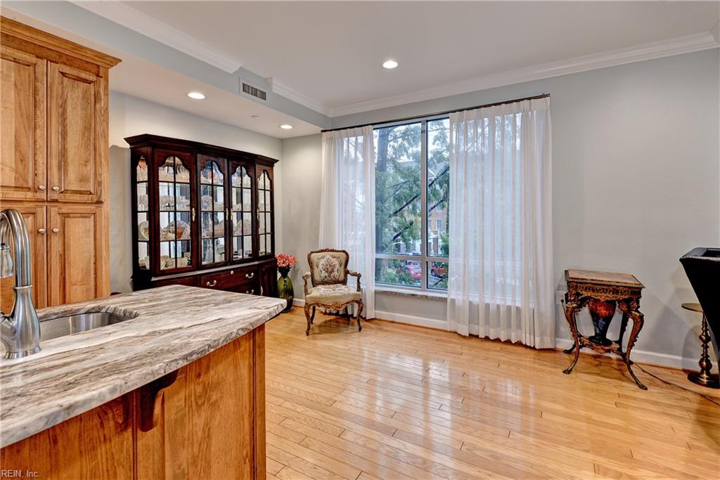 2209 William Styron Square S Newport News VA 23606