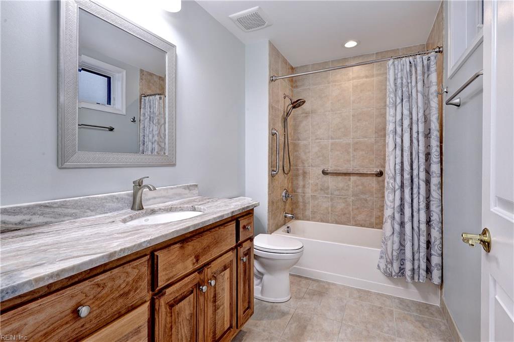 2209 William Styron Square S Newport News VA 23606