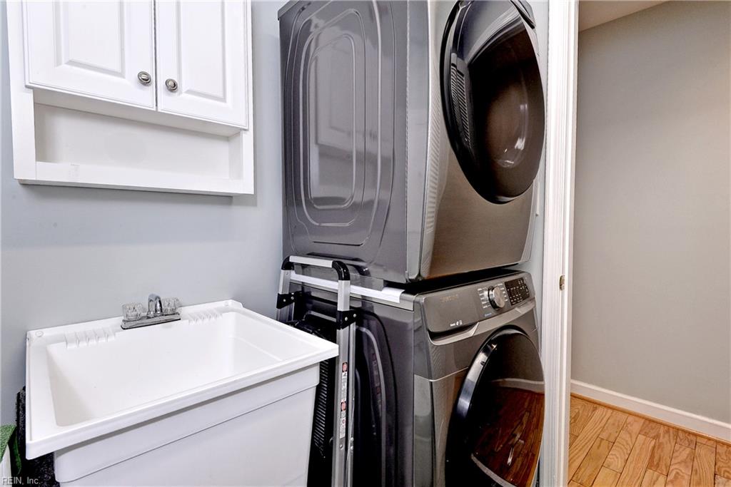 2209 William Styron Square S Newport News VA 23606
