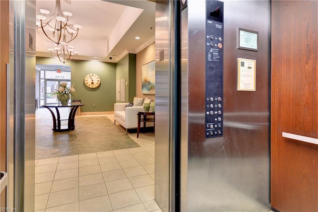 2209 William Styron Square S Newport News VA 23606