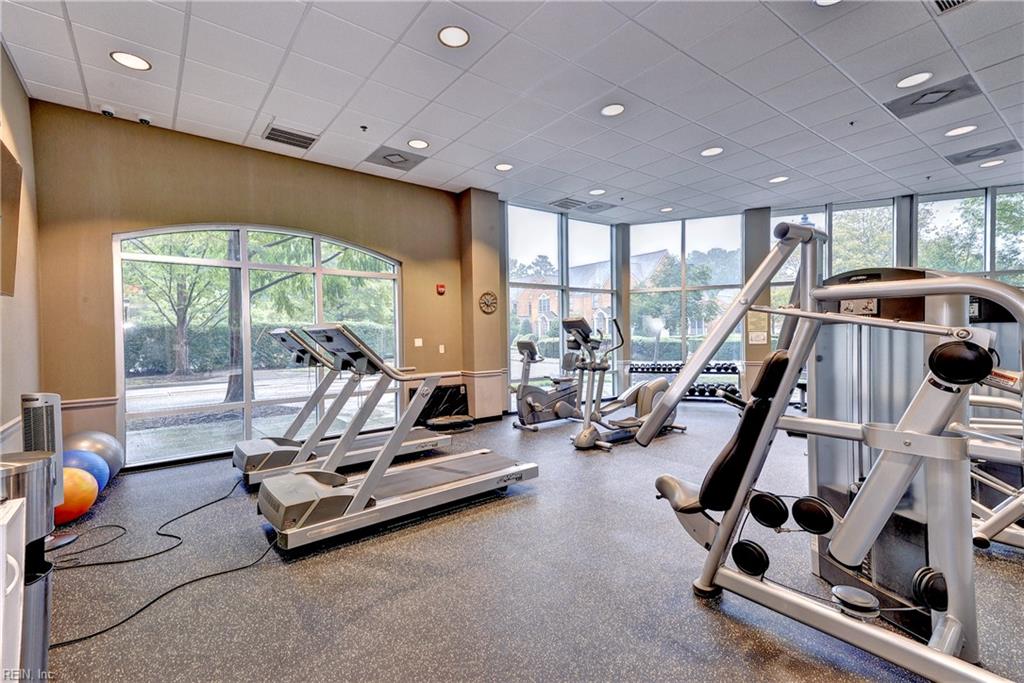 2209 William Styron Square S Newport News VA 23606