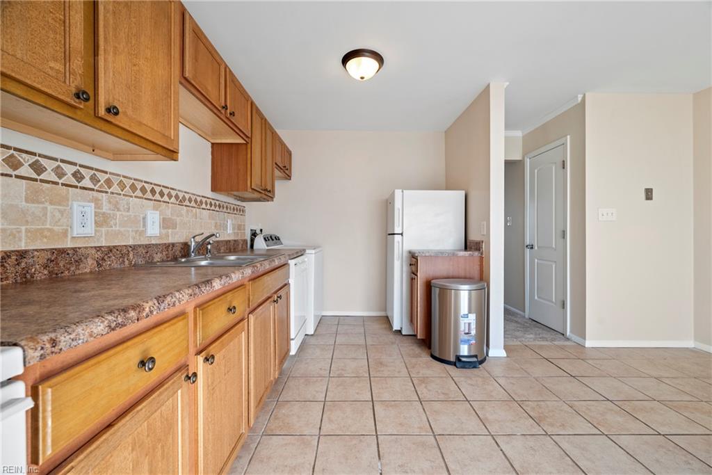 151 Delmar Lane Newport News VA 23602