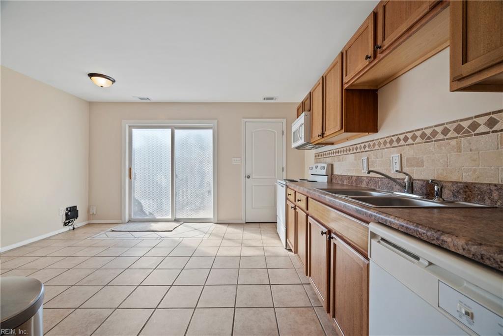 151 Delmar Lane Newport News VA 23602