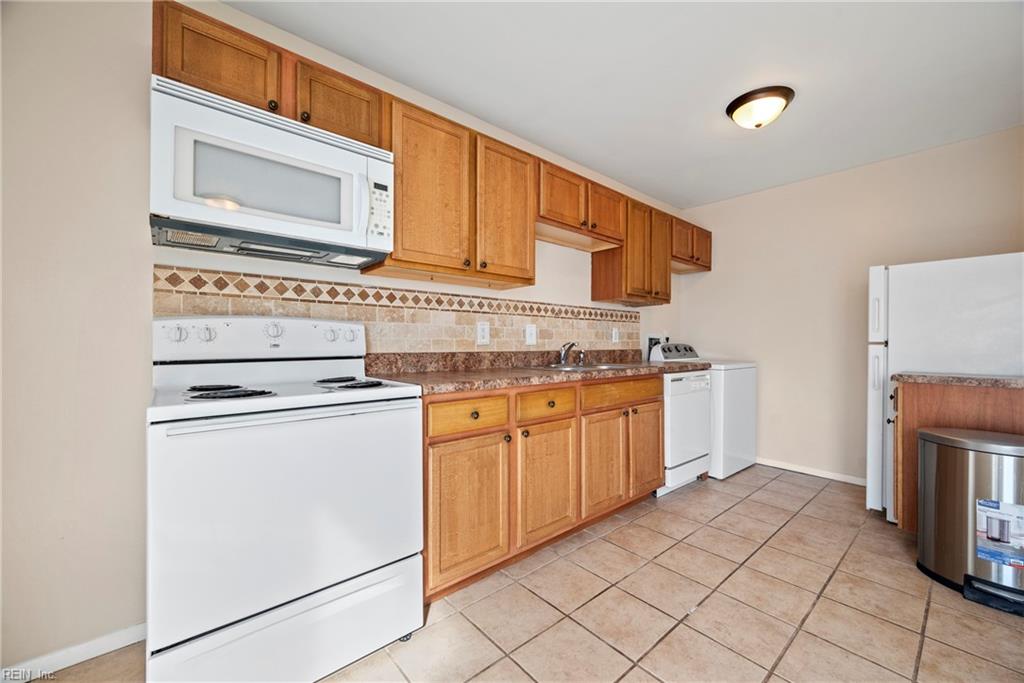 151 Delmar Lane Newport News VA 23602