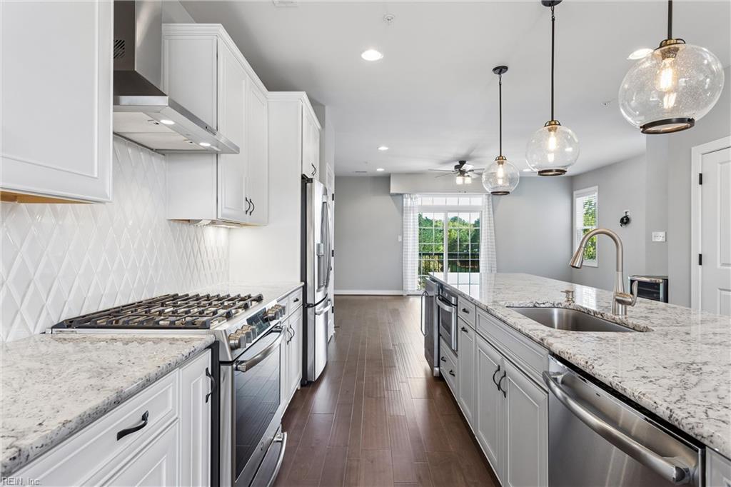 4945 Settlers Market Boulevard Williamsburg VA 23188