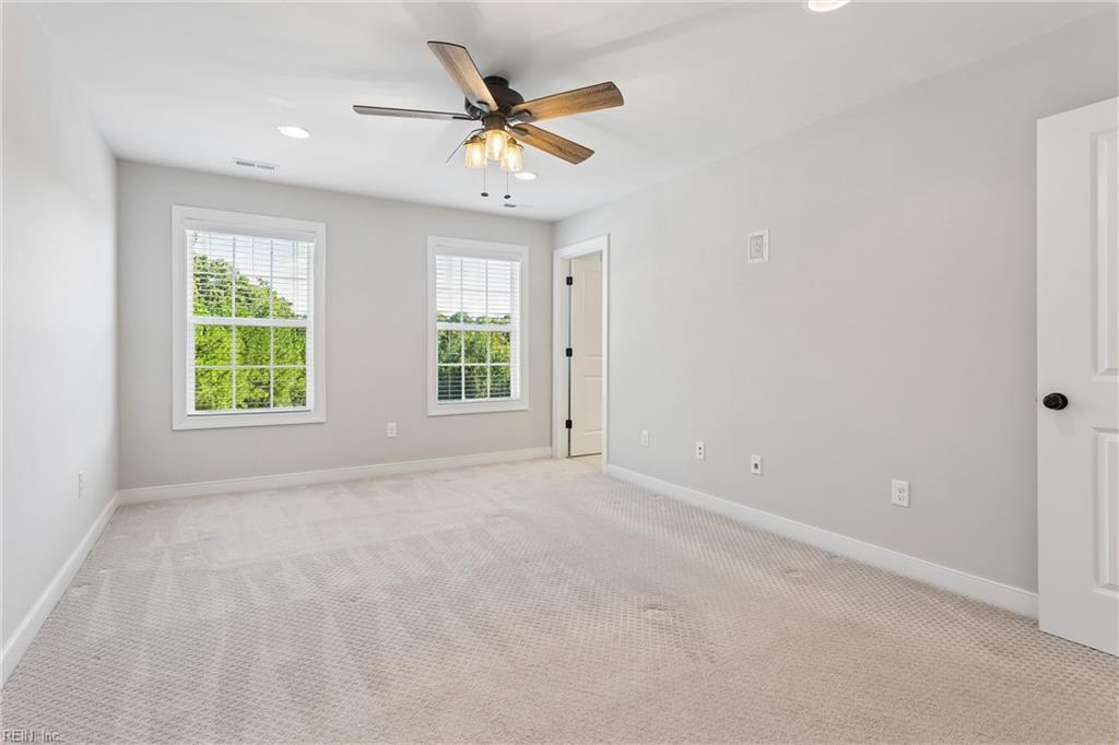 4945 Settlers Market Boulevard Williamsburg VA 23188