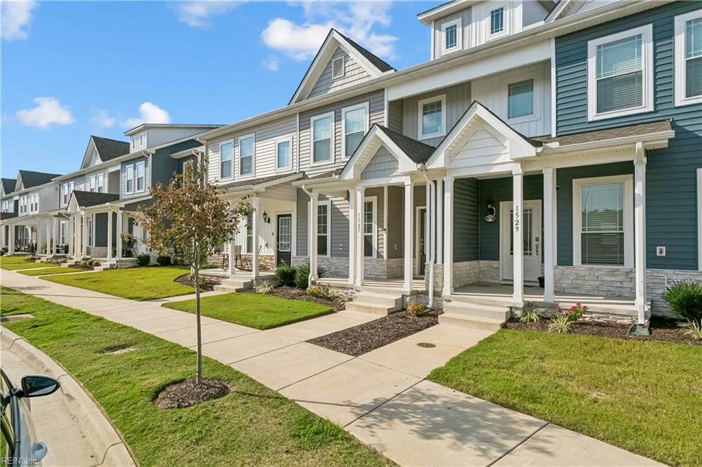1527 Auckland Court Newport News VA 23608