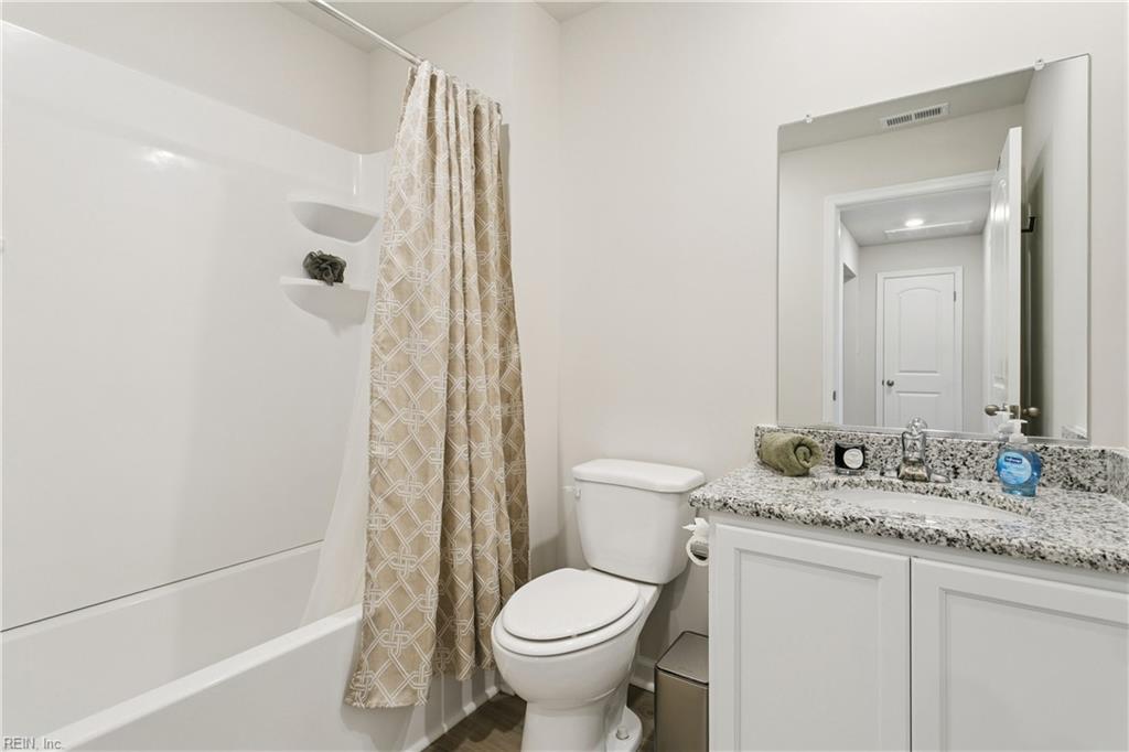 1527 Auckland Court Newport News VA 23608