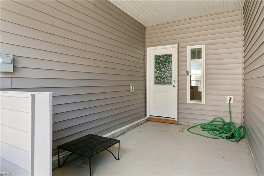 1527 Auckland Court Newport News VA 23608