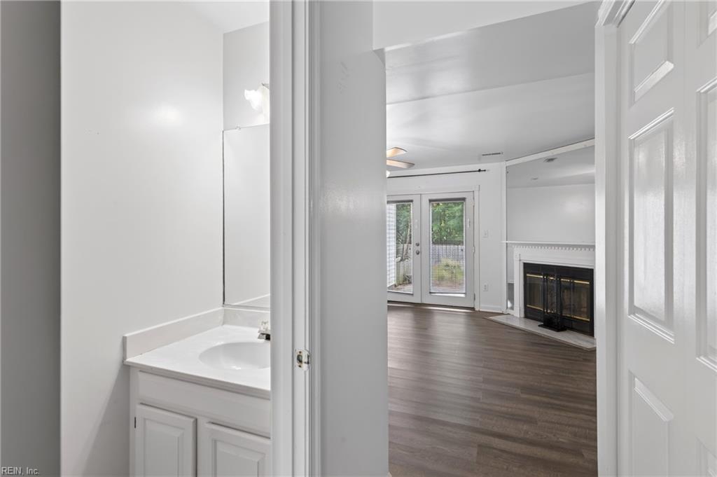 107 Heather Way Yorktown VA 23693