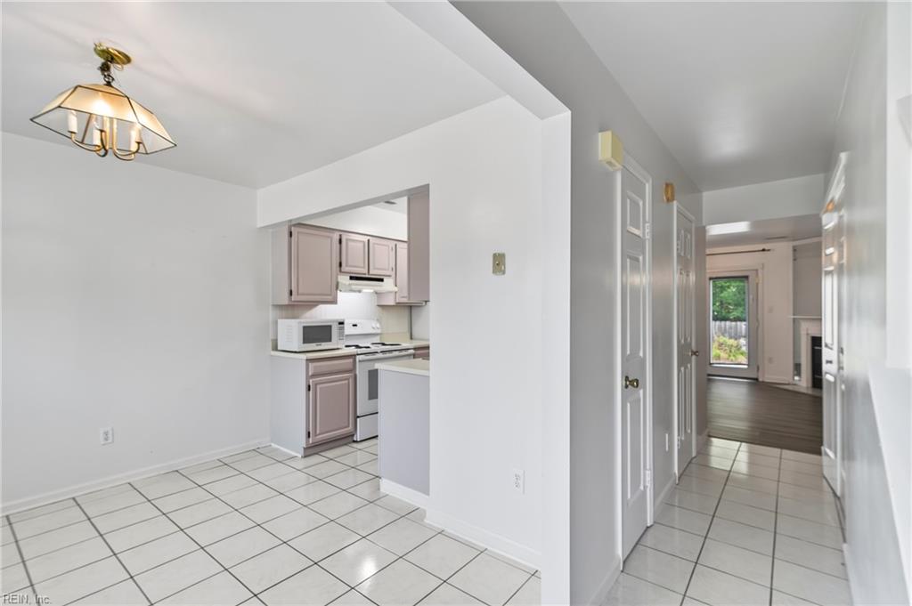 107 Heather Way Yorktown VA 23693