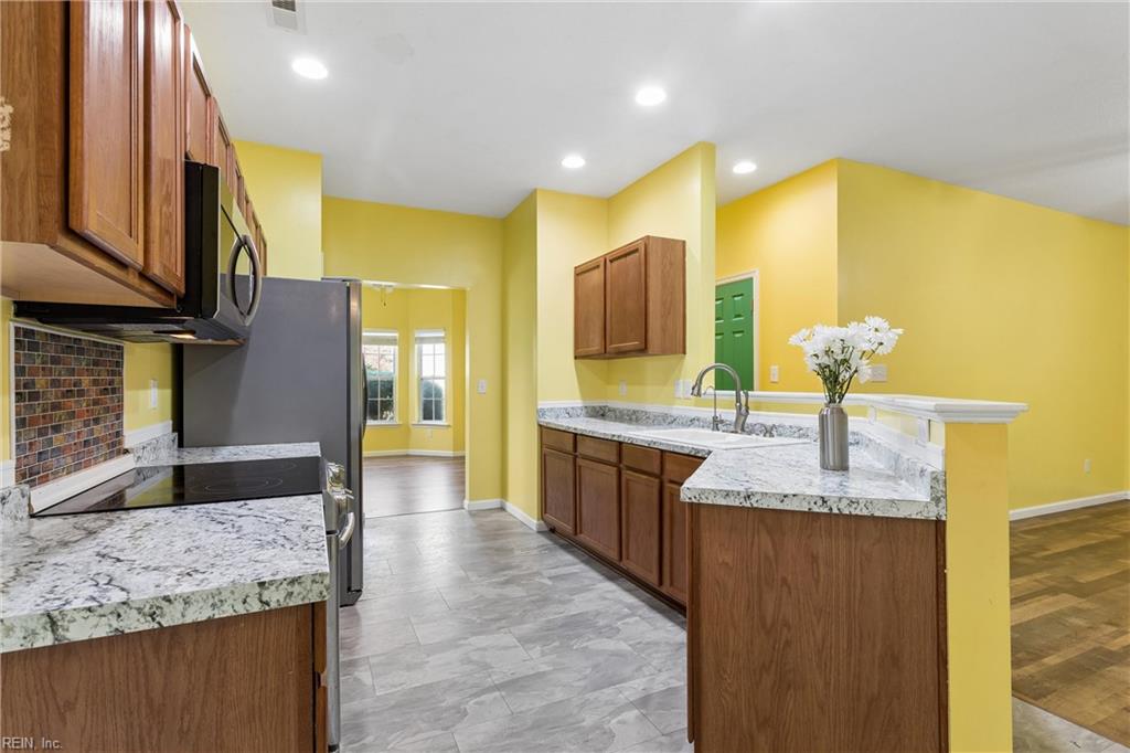 112 Kevin Court Yorktown VA 23692