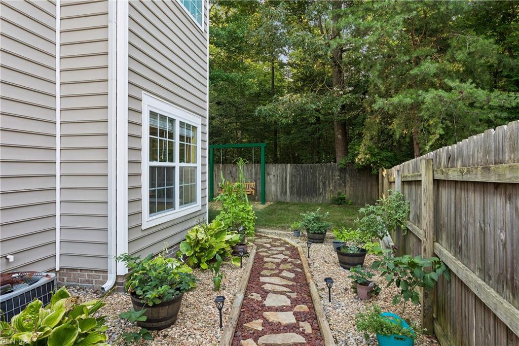 112 Kevin Court Yorktown VA 23692