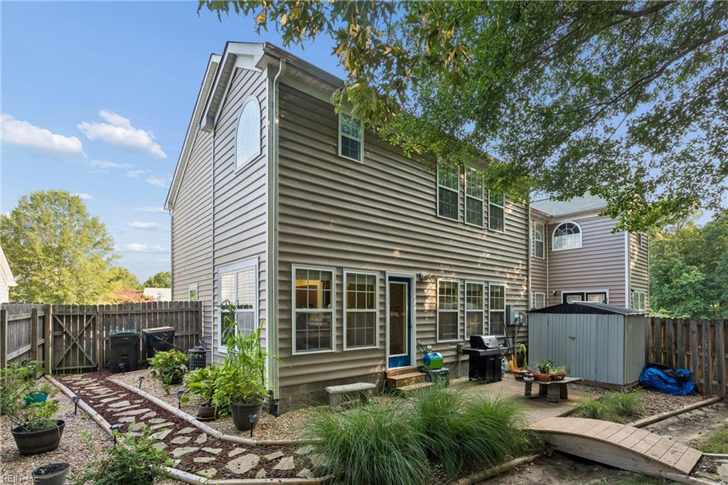 112 Kevin Court Yorktown VA 23692